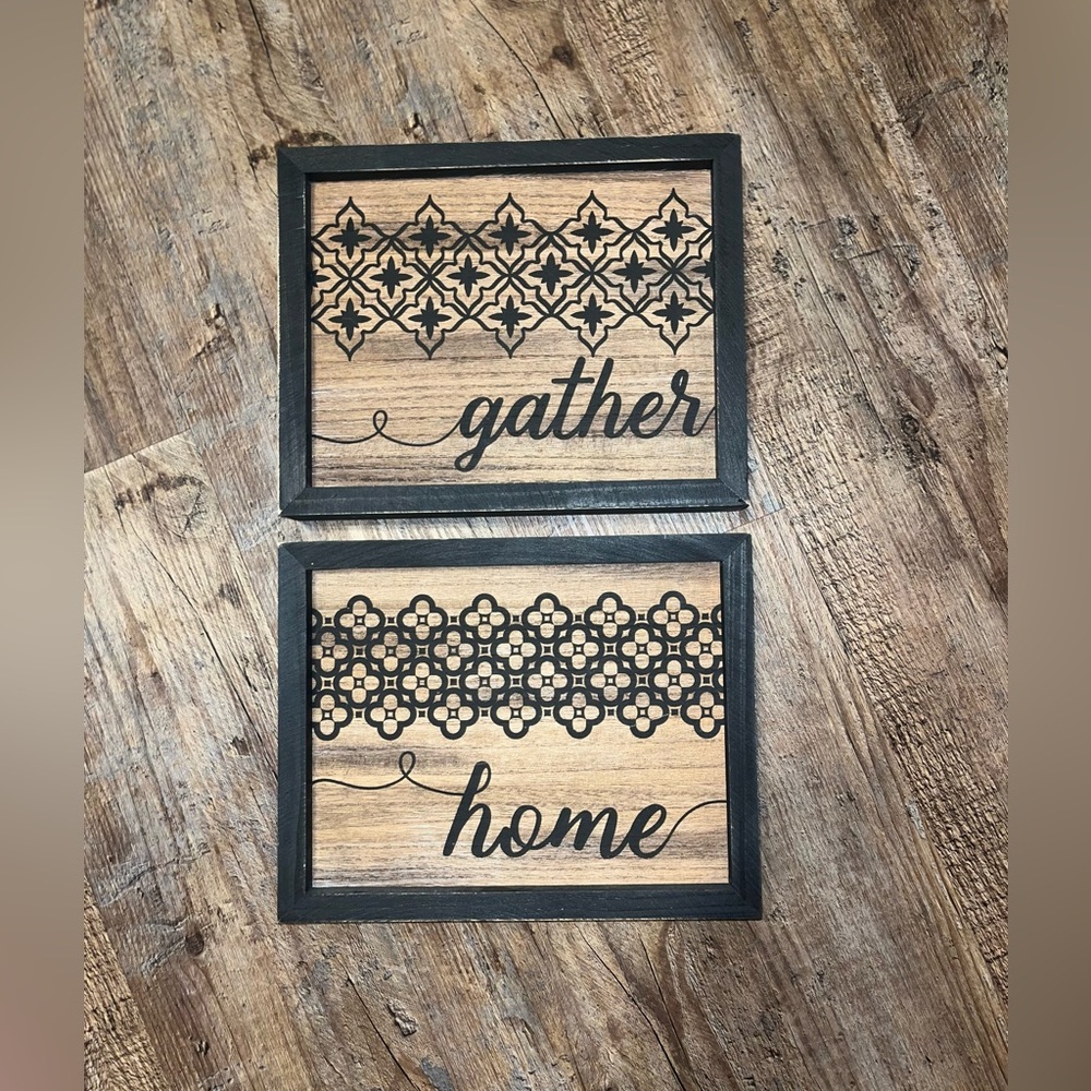 BUNDLE OF WALL ART